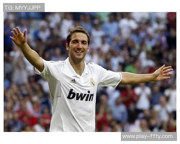 安东尼23场贡献8球7助力队内领衔贝蒂斯三线齐发力仅负皇马和马竞